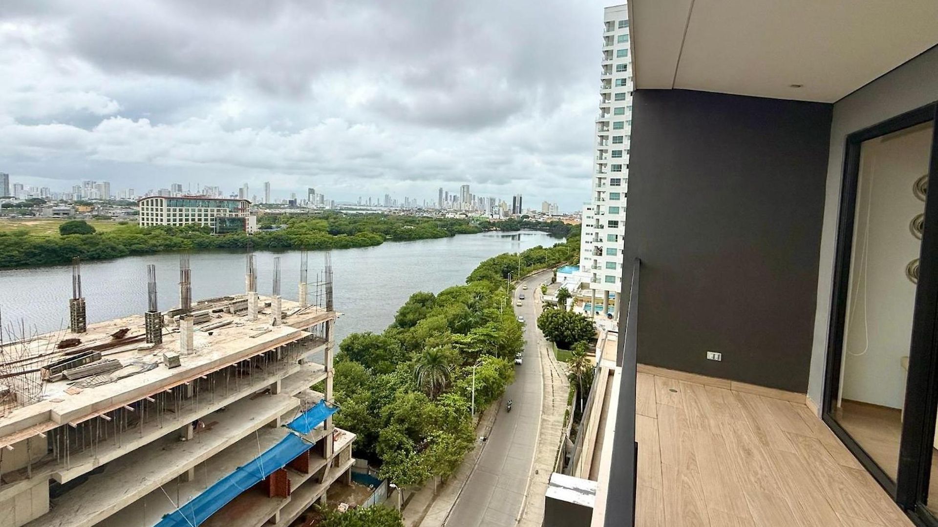 Apartment Lujoso Y Nuevo Cerca Al Centro/ Piscina Panoramica *