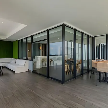 Lujoso Y Nuevo Cerca Al Centro/ Piscina Panorámica Apartamento *