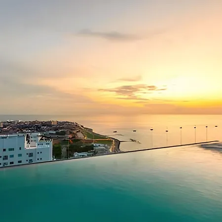 Lujoso Y Nuevo Cerca Al Centro/ Piscina Panorámica *