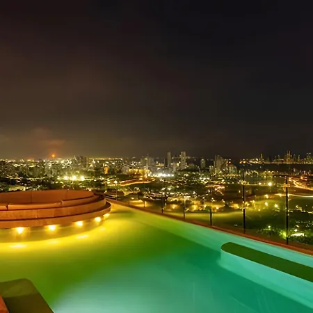 Lujoso Y Nuevo Cerca Al Centro/ Piscina Panorámica Apartamento *